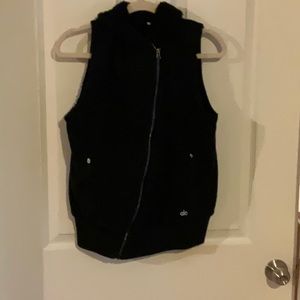 ALO Yoga vest